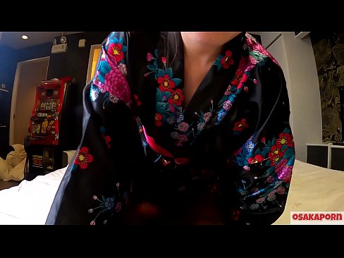 ❤️ ځوان cosplay نجلۍ په یوه آس او په یوه blowjob کې د squirt سره orgasm ته جنس خوښوي. اسيايي نجلۍ چې ويښتان لرونکې بلۍ او ښکلې سينه يې په دوديز جاپاني لباس کې په شوقيه ويډيو کې د مشت زنی ښکارندویي کوي. ساکورا 3 اوساکاپورن. ❤️  ❌